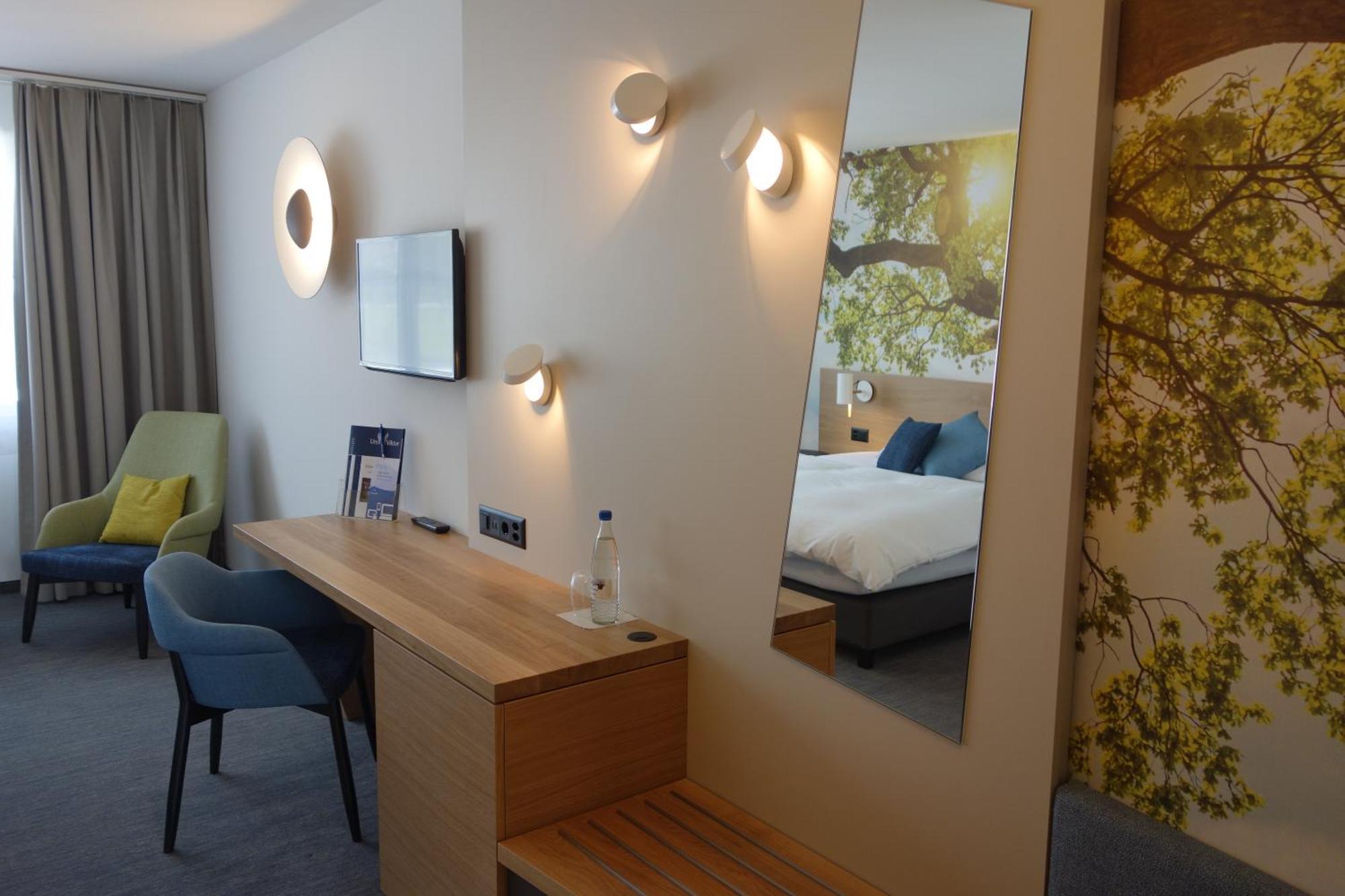 Hotel Urs Und Viktor Bettlach ภายนอก รูปภาพ