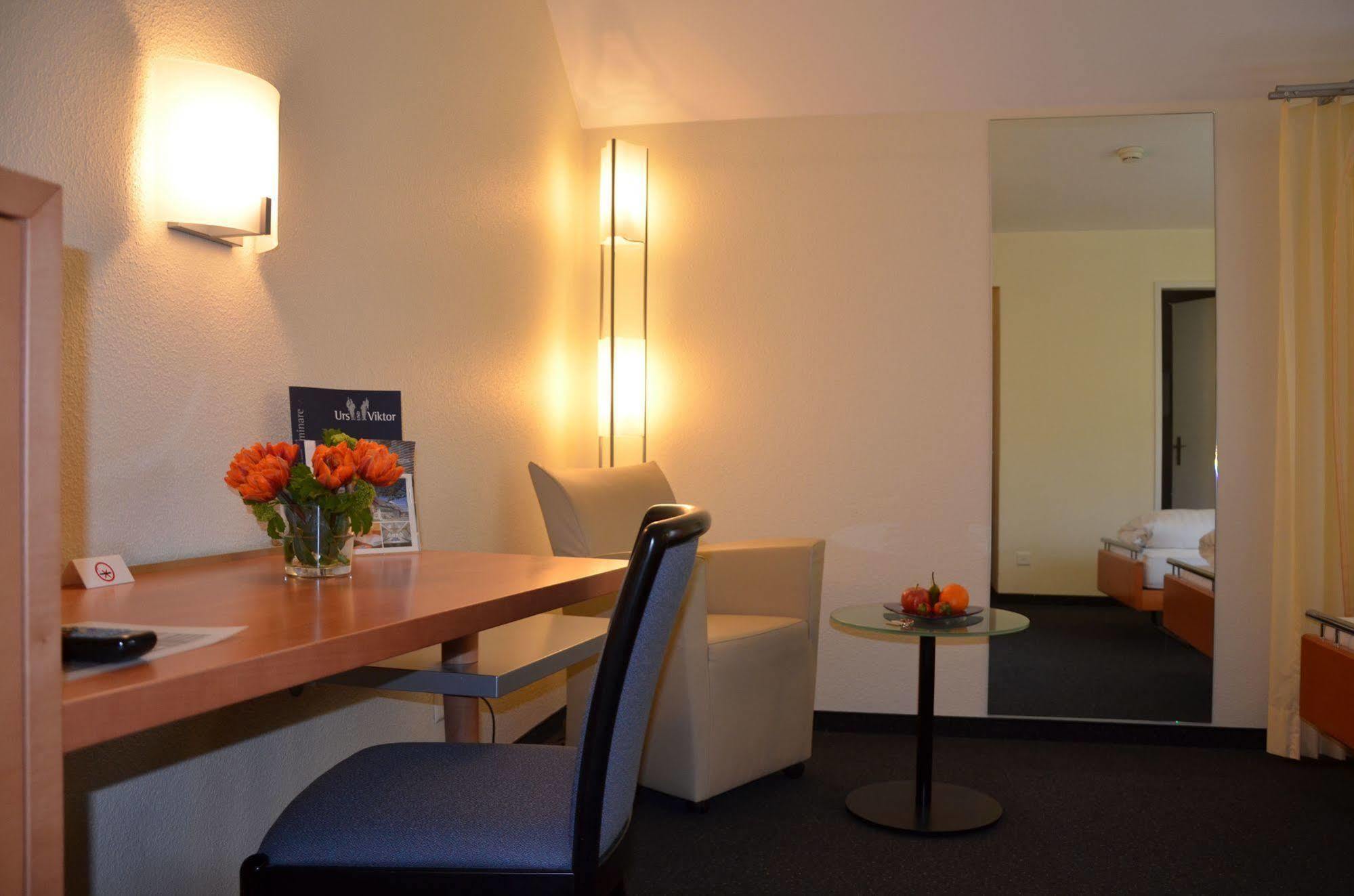 Hotel Urs Und Viktor Bettlach ภายนอก รูปภาพ